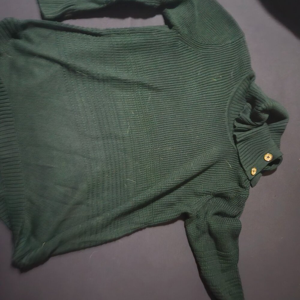 Green sweater